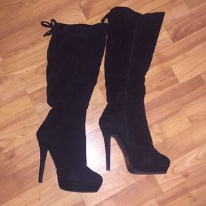 High heel boots